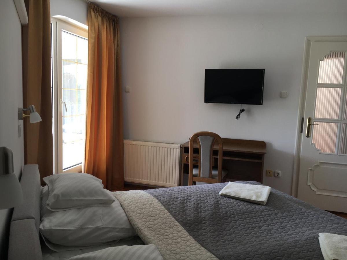 Center Apartmanhaz Hotell Hajdúszoboszló Eksteriør bilde